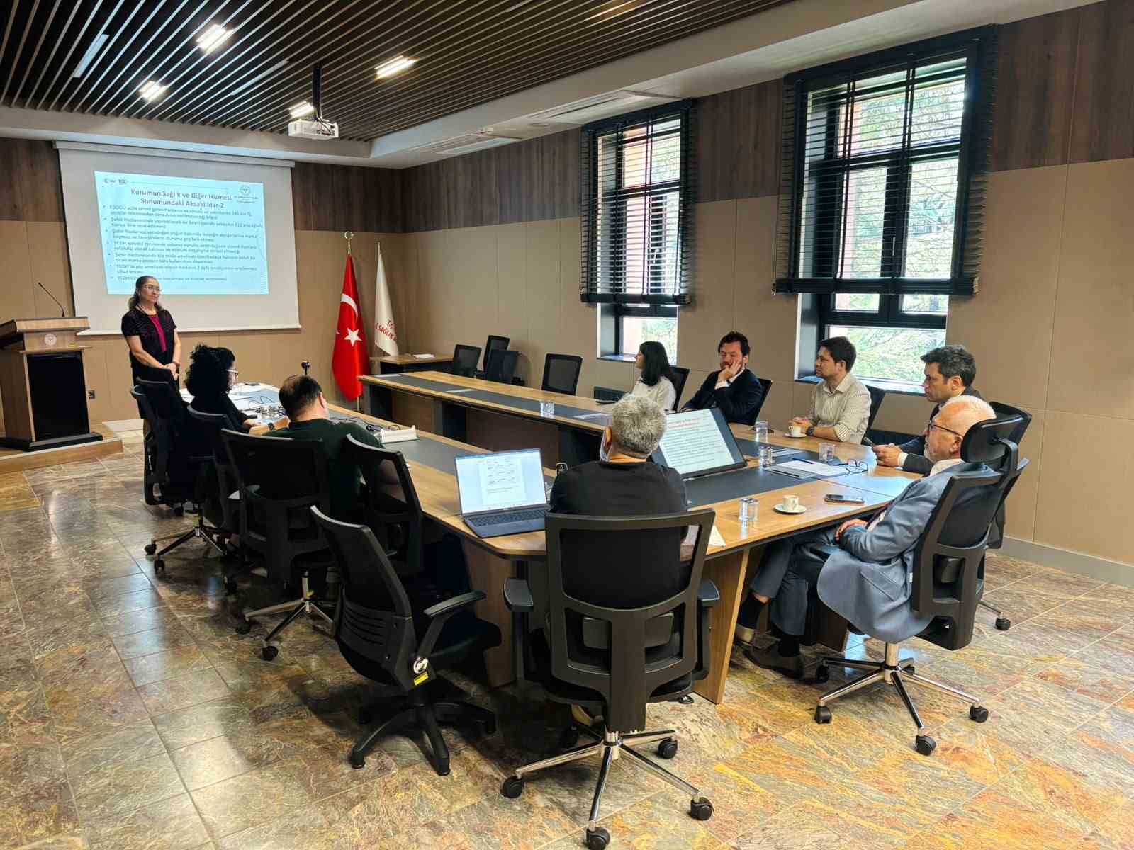 Eskişehir&rsquo;de sağlık hizmetleri ve y&uuml;r&uuml;t&uuml;len &ccedil;alışmalar değerlendirildi