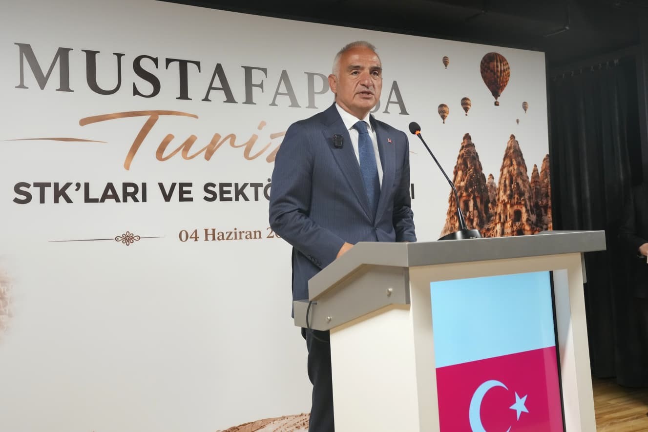G&ouml;reme&rsquo;de gece m&uuml;zeciliği başlıyor