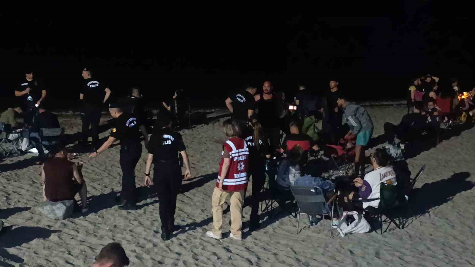 Tekirdağ Emniyeti&rsquo;nden sahilde "Huzuru Birlikte Koruyalım" &ccedil;ağrısı
