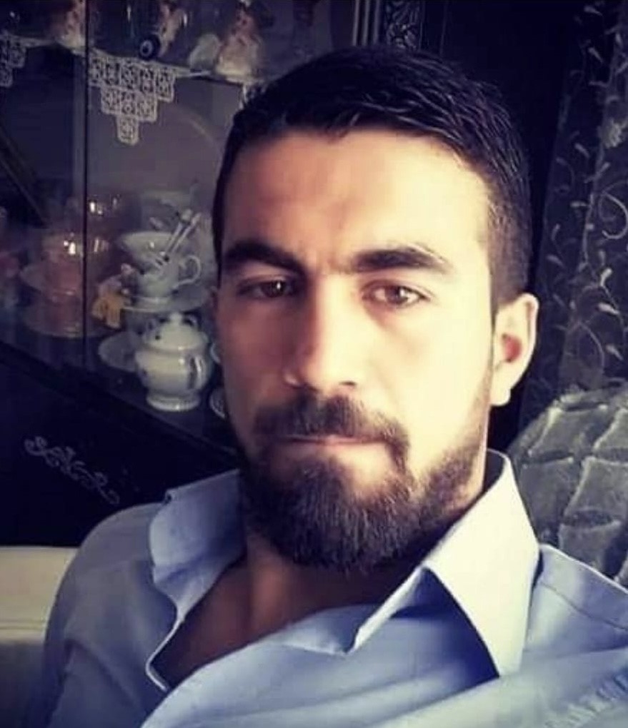 Eski dini nikahlı eşinin d&uuml;ğ&uuml;n&uuml; basıp kana bulayan sanıktan şok savunma "Elektrikler kesikti. Bunun &uuml;zerine rastgele ateş ettim"
