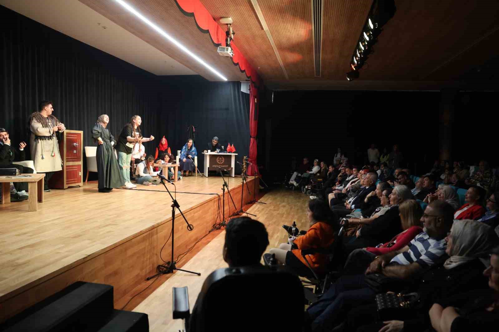 Osmangazi&rsquo;de "Miras Değil M&uuml;barek 2" b&uuml;y&uuml;k beğeni topladı