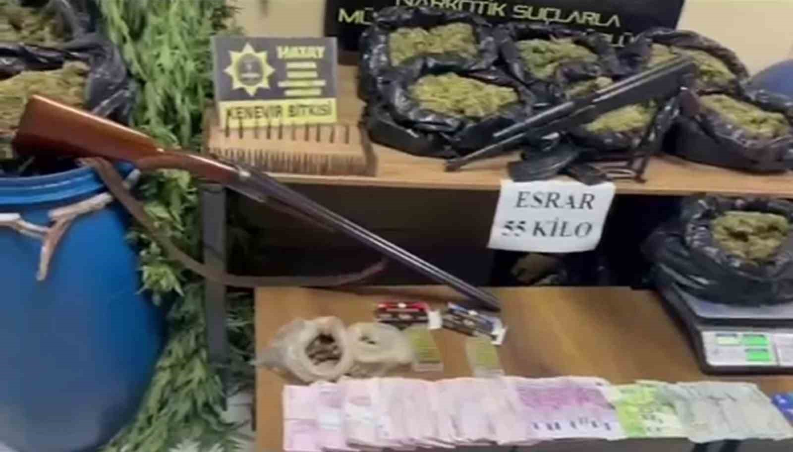 Seraları uyuşturucu &uuml;retim tesisine &ccedil;eviren şahıslara operasyon