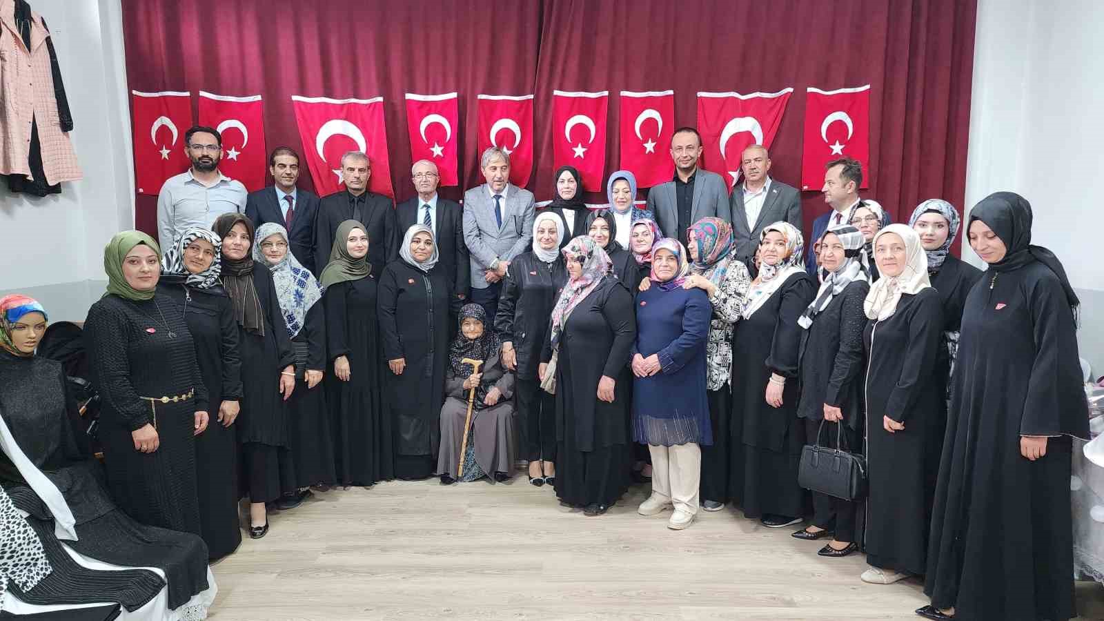 Ev ekonomisine katkı sağlayan &uuml;r&uuml;nler sergilendi