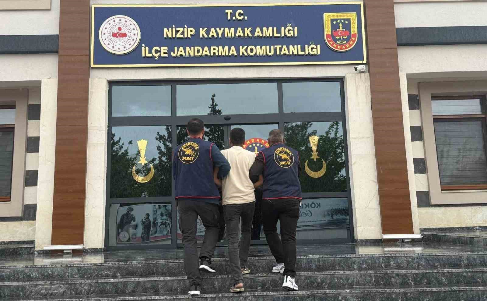 Kesinleşmiş hapis cezası bulunan 5 ş&uuml;pheli yakalandı