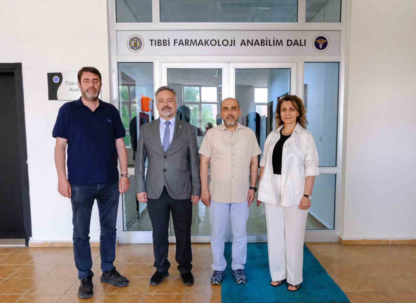 Atat&uuml;rk &Uuml;niversitesinde bilimsel başarı gururu: T&Uuml;SEB destekleriyle d&ouml;rt proje daha hayata ge&ccedil;iyor