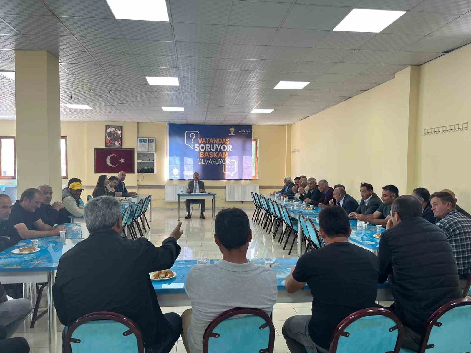 Arpa&ccedil;ay&rsquo;da "Vatandaş Soruyor, Başkan Cevaplıyor" buluşmalarının 2&rsquo;incisi ger&ccedil;ekleştirildi