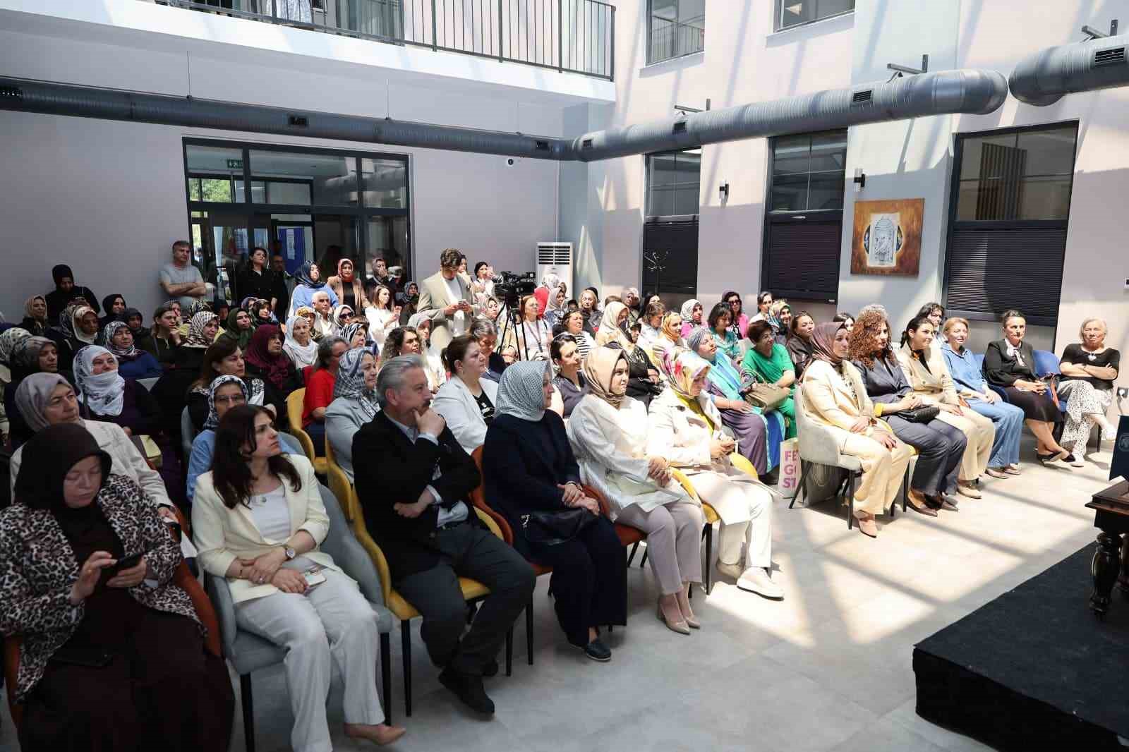G&uuml;l&uuml;k Sosyal Yaşam Merkezi tanıtıldı