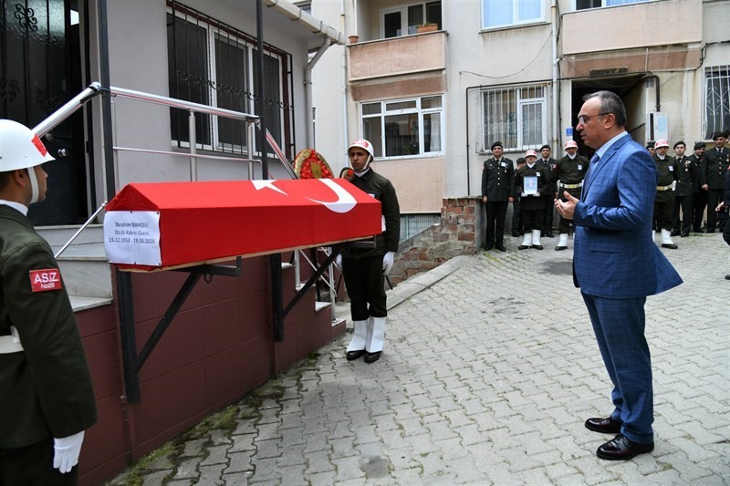 Kıbrıs Gazisi İbrahim Bah&ccedil;eli son yolculuğuna uğurlandı