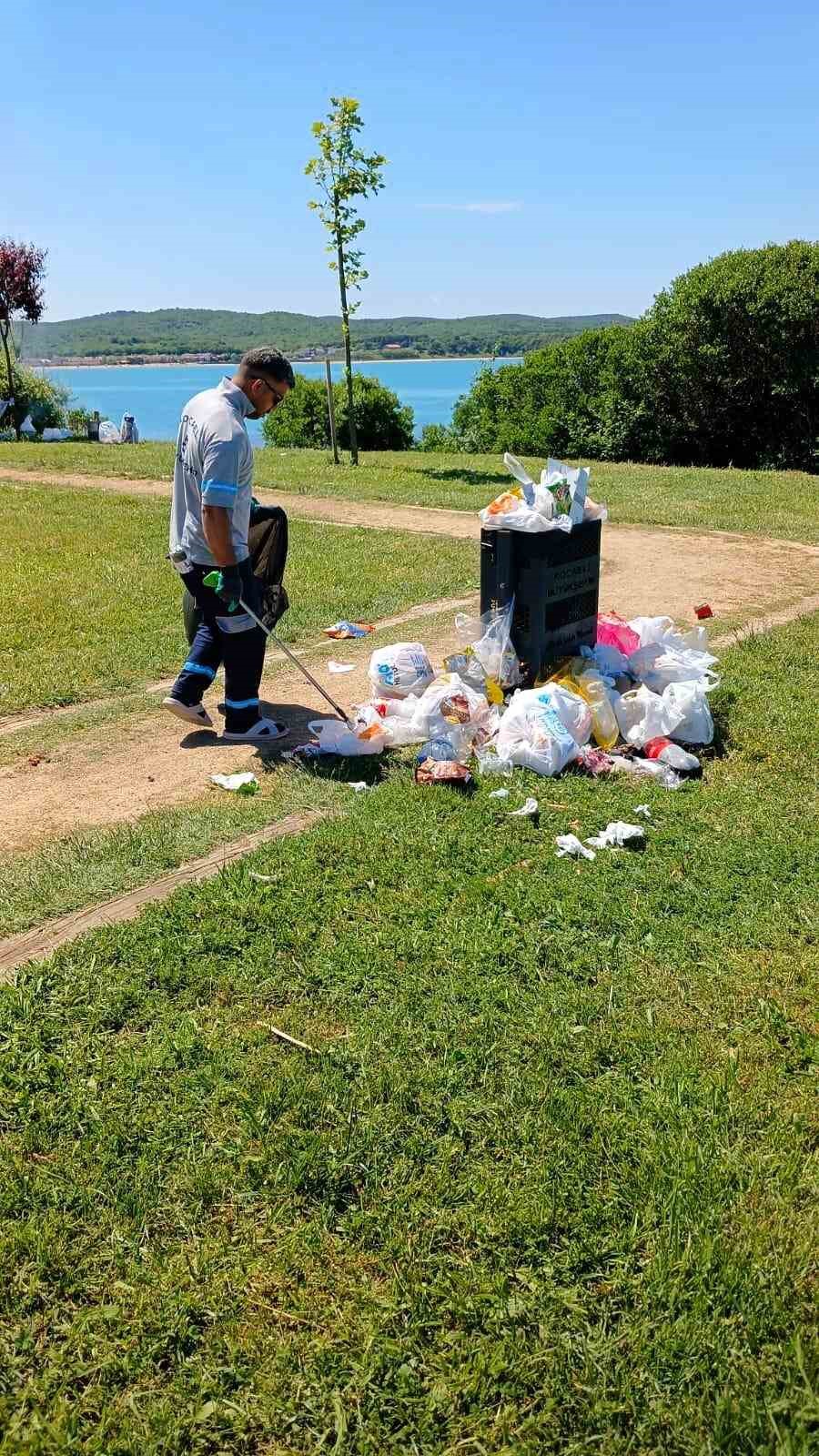 Kocaeli&rsquo;nin turizm vitrini Kandıra&rsquo;da 39 ton atık toplandı