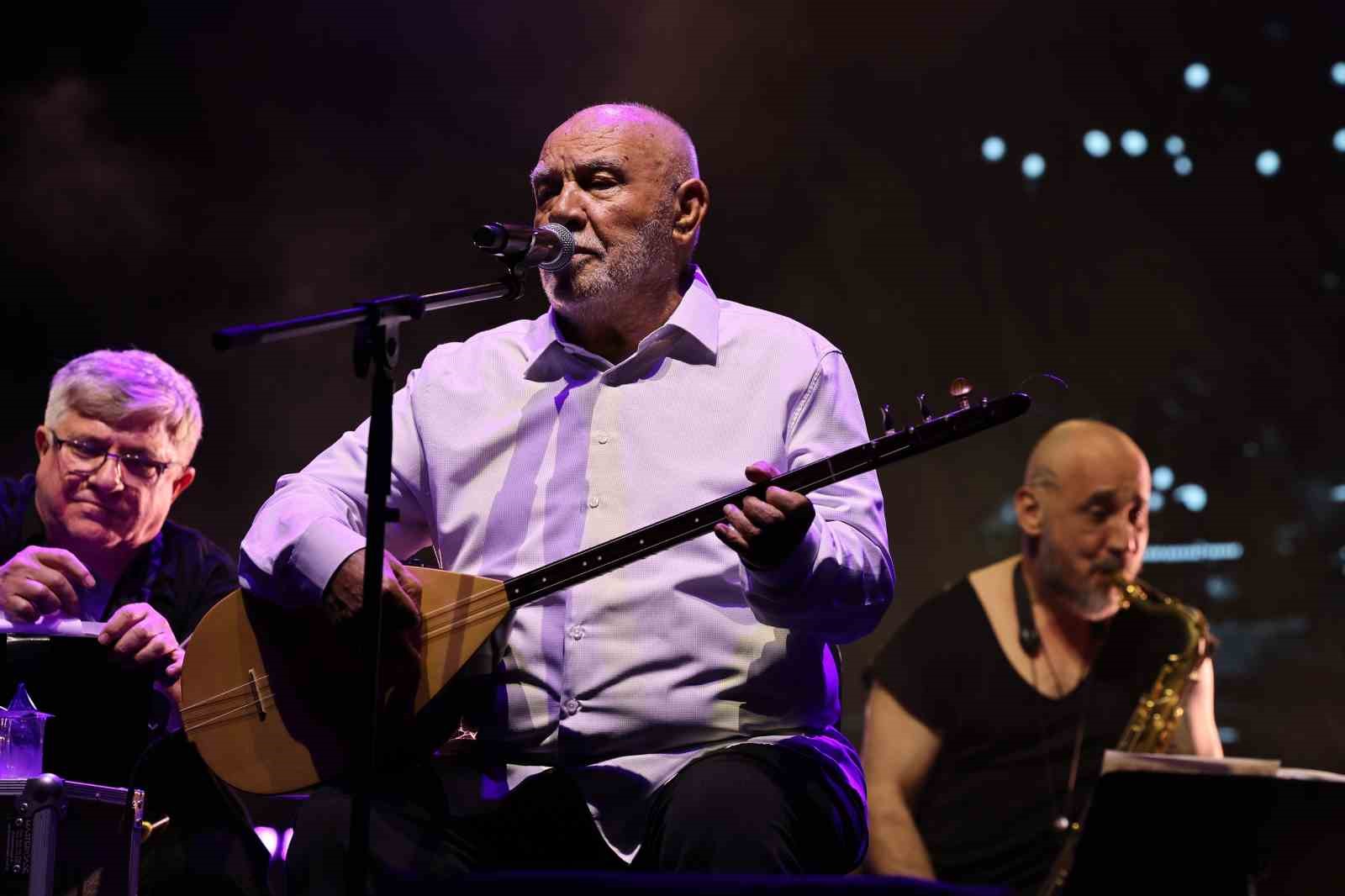 Nil&uuml;fer Caz Festivali&rsquo;nde Musa Eroğlu&rsquo;ndan unutulmaz konser