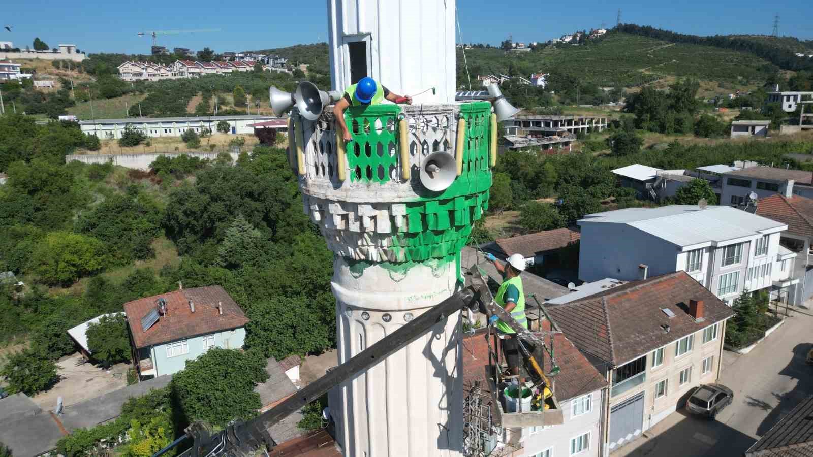 B&uuml;y&uuml;kşehir eliyle camiler yenileniyor