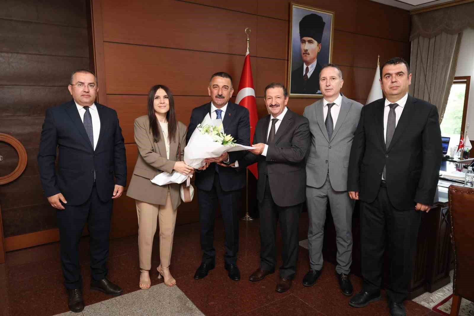 Vali Hacıbektaşoğlu &Ccedil;evre Haftası heyetini ağırladı