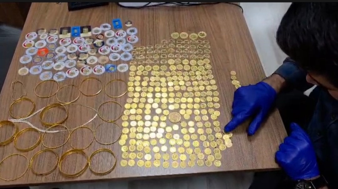 Tekirdağ&rsquo;da 18 milyonluk telefon dolandırıcılığı şebekesi &ccedil;&ouml;kertildi: 11 kişi tutuklandı