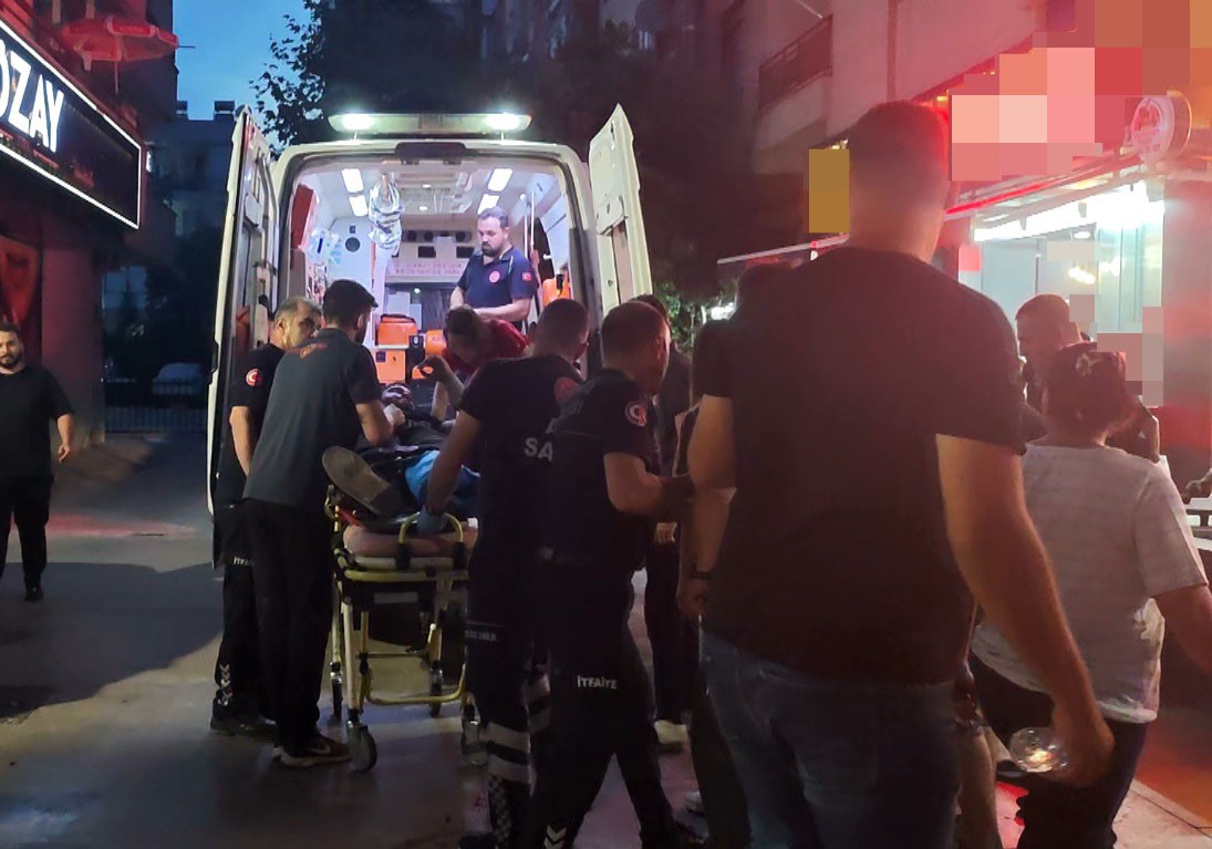 İş yerinde y&uuml;k asans&ouml;r&uuml;nden d&uuml;şen iş&ccedil;i hastanelik oldu