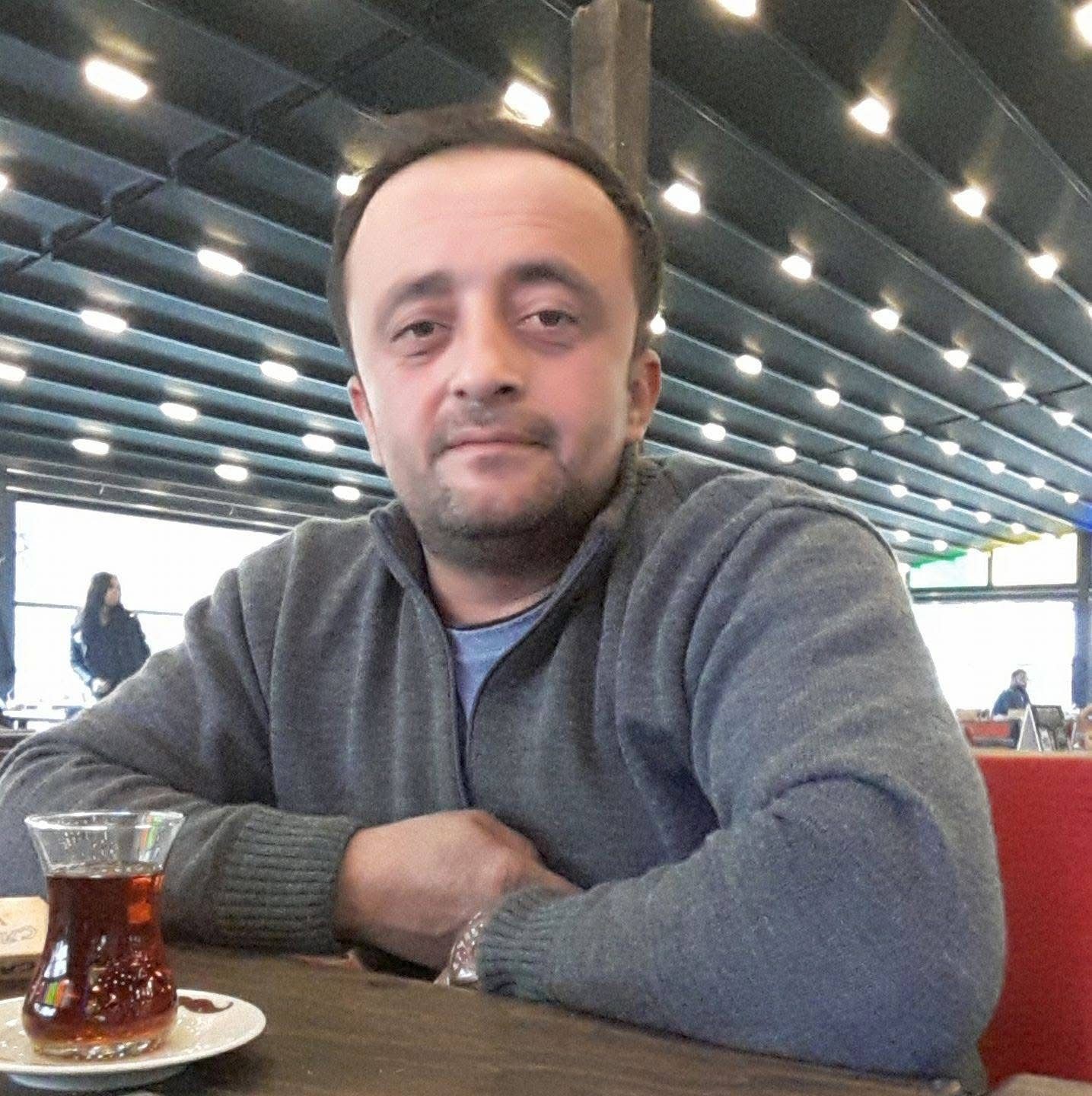 Bolu&rsquo;da emniyet şeridinde otomobilin &ccedil;arptığı adam hayatını kaybetti