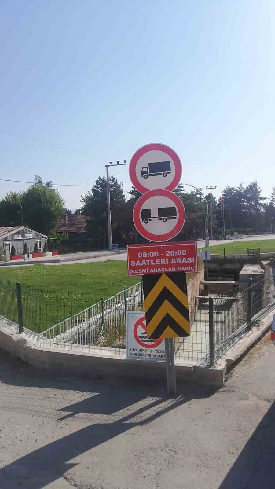 Bolu&rsquo;da ağır tonajlı ara&ccedil;lara saat sınırlaması
