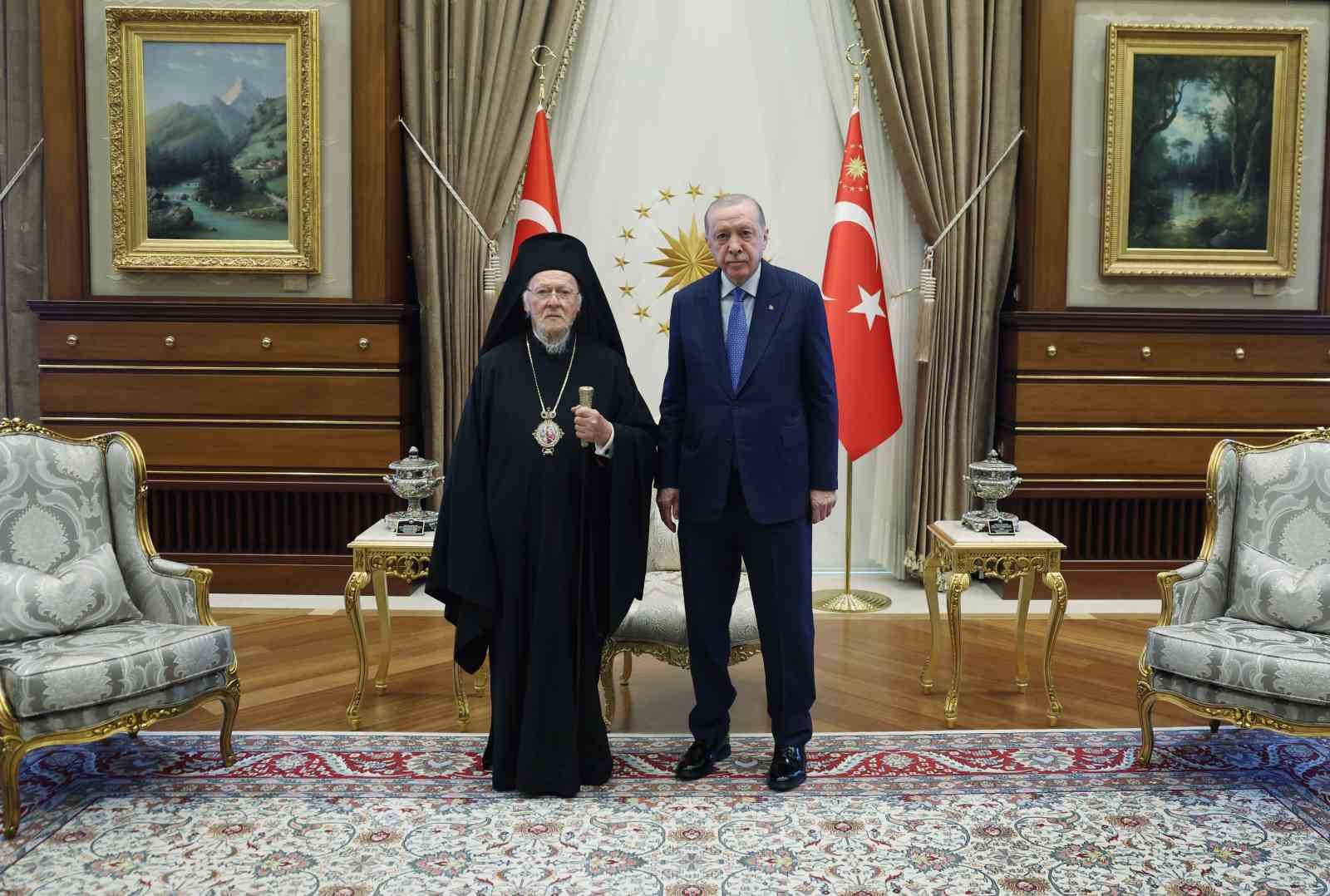 Cumhurbaşkanı Erdoğan, Fener Rum Patriği Bartholomeos&rsquo;u kabul etti