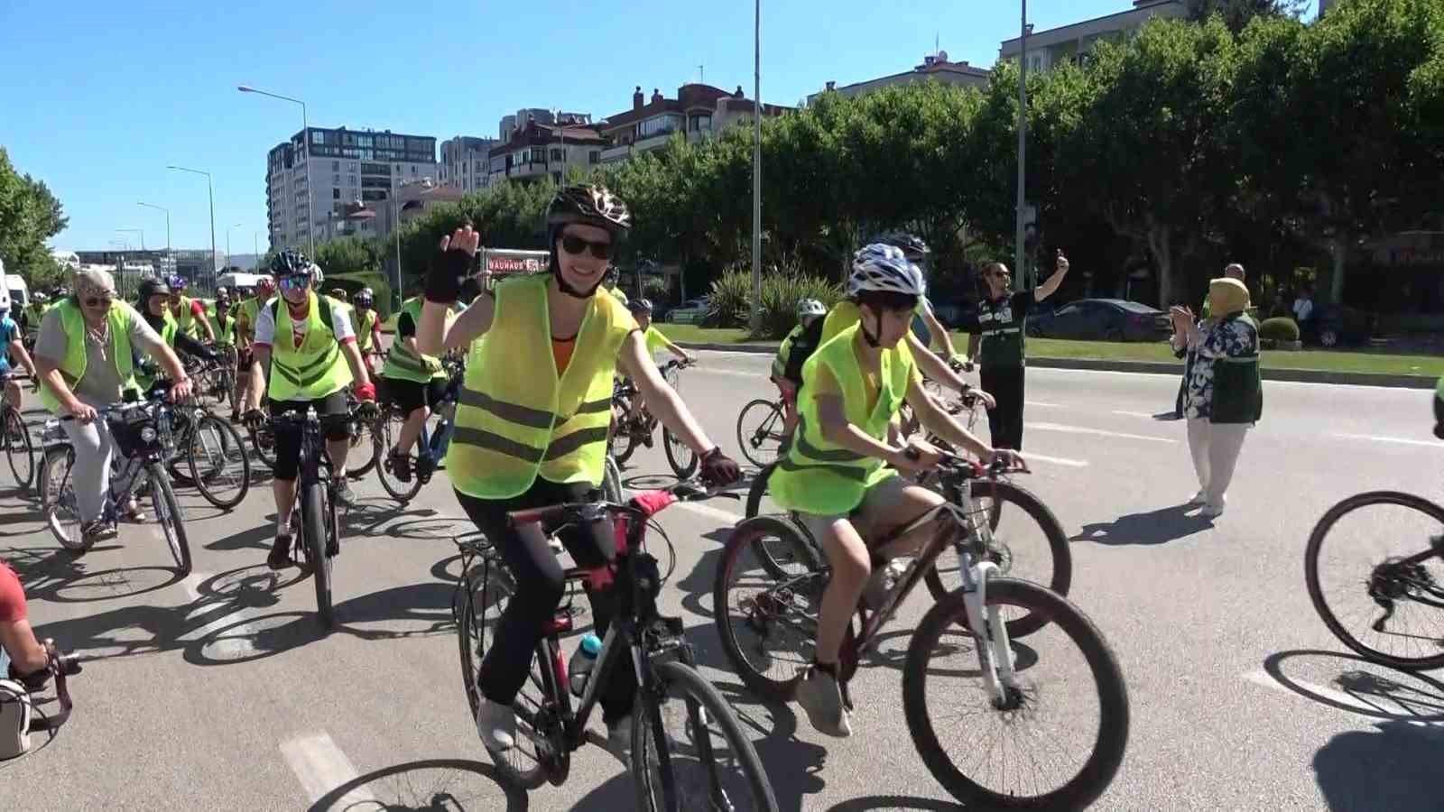 Sağlıklı hayat i&ccedil;in pedal &ccedil;evirdiler