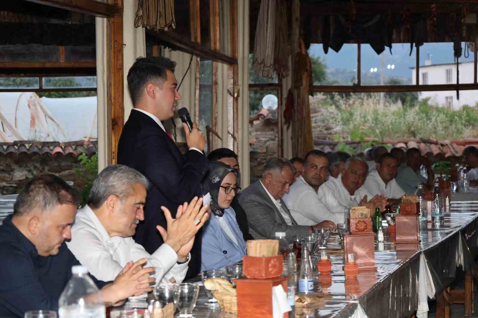Karacasu Kaymakamı Mehmet G&uuml;ndoğdu&rsquo;ya veda yemeği