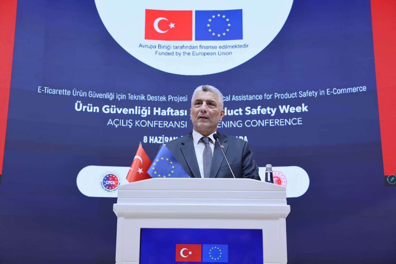 Bakan Bolat: "Dijital &uuml;r&uuml;n pasaportu mekanizmasının &uuml;lkemizce uygulanmasına y&ouml;nelik &ccedil;alışmalar Ticaret Bakanlığımızca s&uuml;rd&uuml;r&uuml;lmektedir"