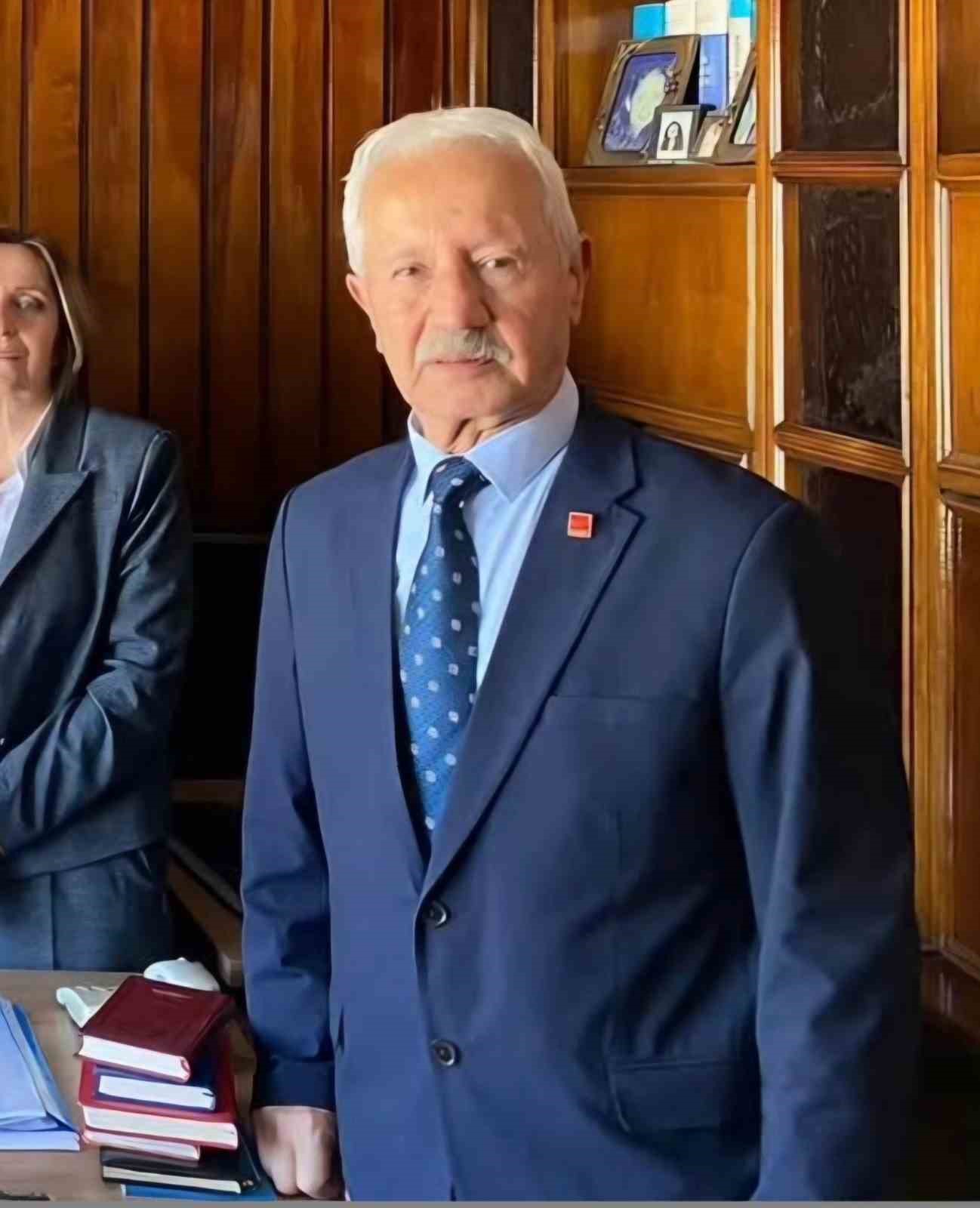 CHP Karab&uuml;k İl Başkan Yardımcısı Mustafa Erten son yolculuğuna uğurlandı