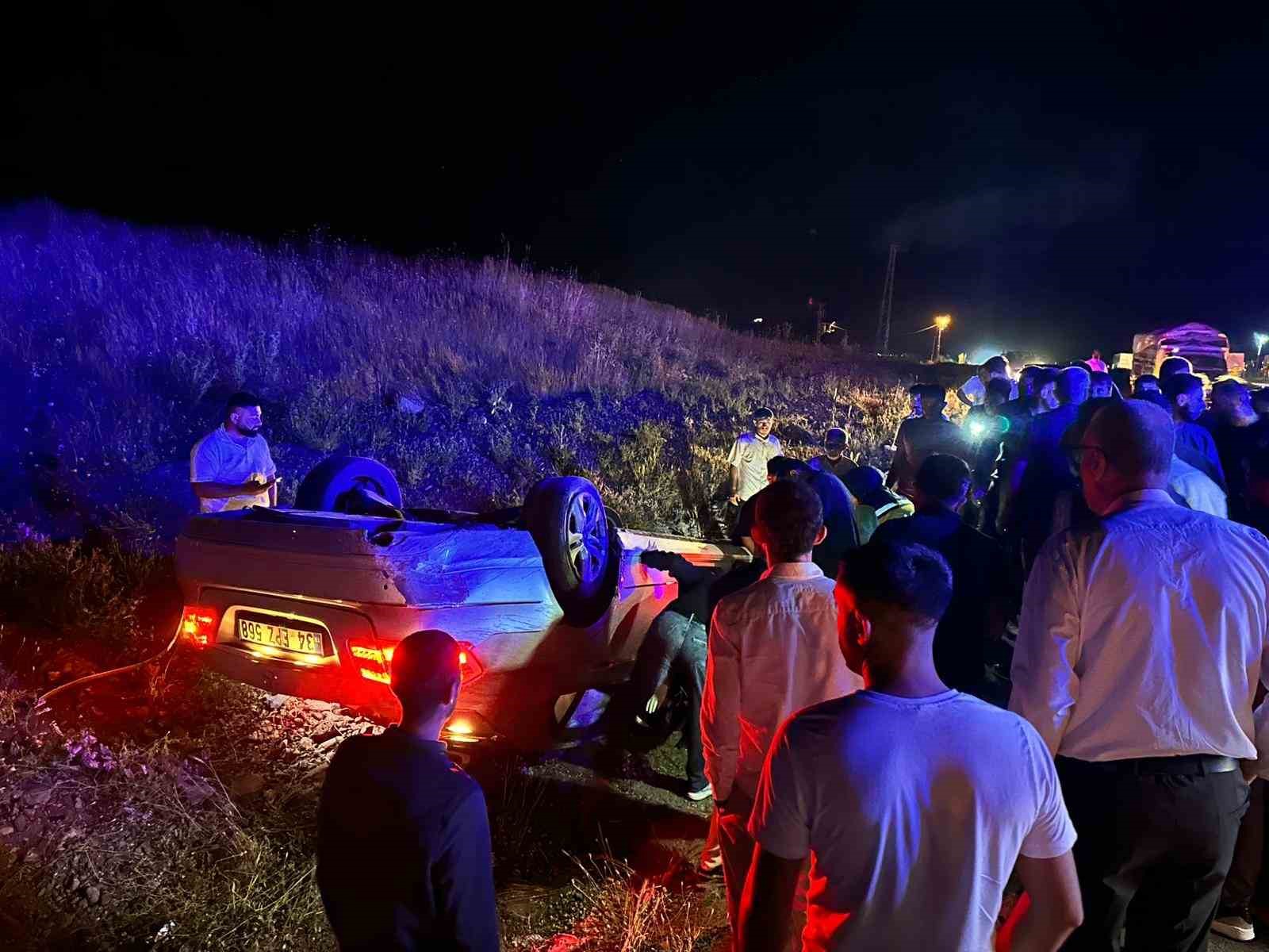 Bing&ouml;l&rsquo;de otomobil takla attı: 1 yaralı
