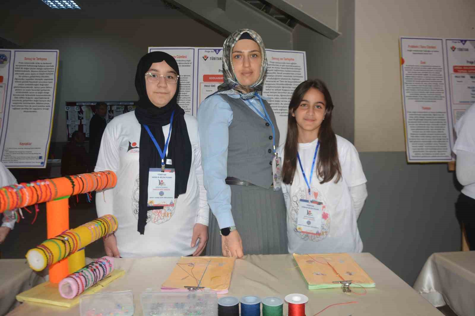 Ordu&rsquo;da ortaokul &ouml;ğrencilerinden 19 bilim projesi