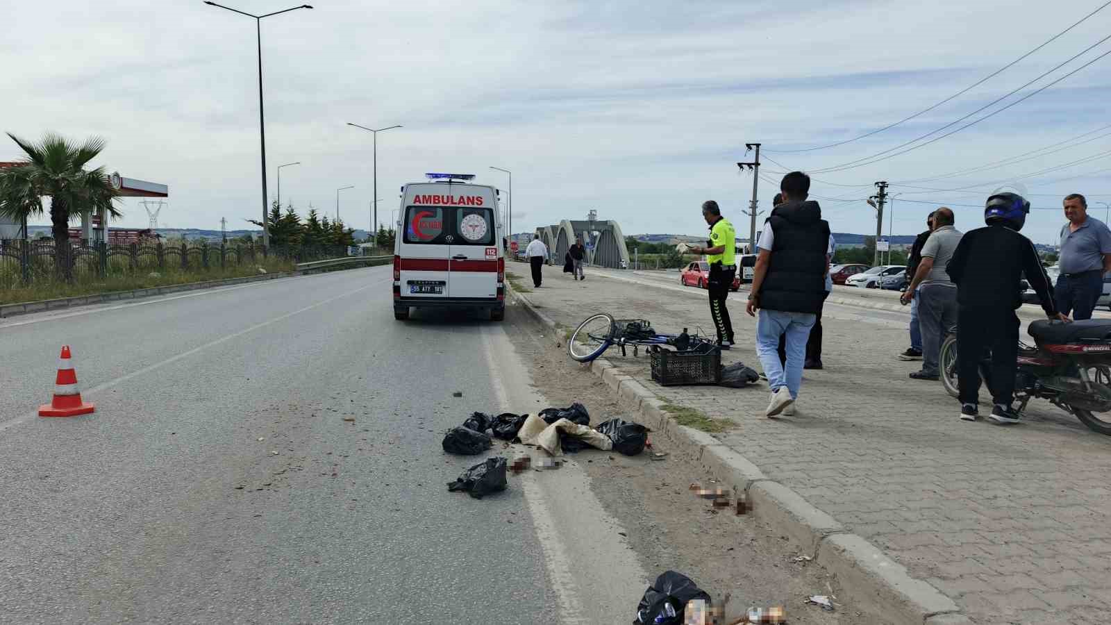 Erfelek Belediye Başkanı&rsquo;nın makam aracının &ccedil;arptığı bisikletli yaralandı