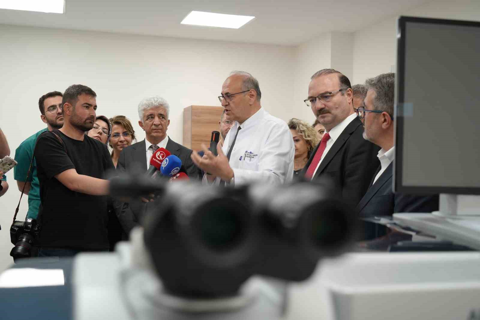 Atat&uuml;rk &Uuml;niversitesi Araştırma Hastanesi&rsquo;nde "Refraktif Cerrahi Merkezi" hizmete girdi