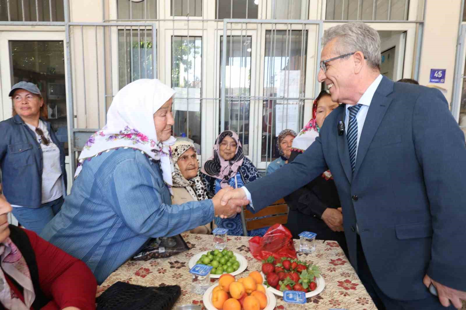 Başkan Tetik, G&uuml;zelk&ouml;y&rsquo;de vatandaşlarla buluştu