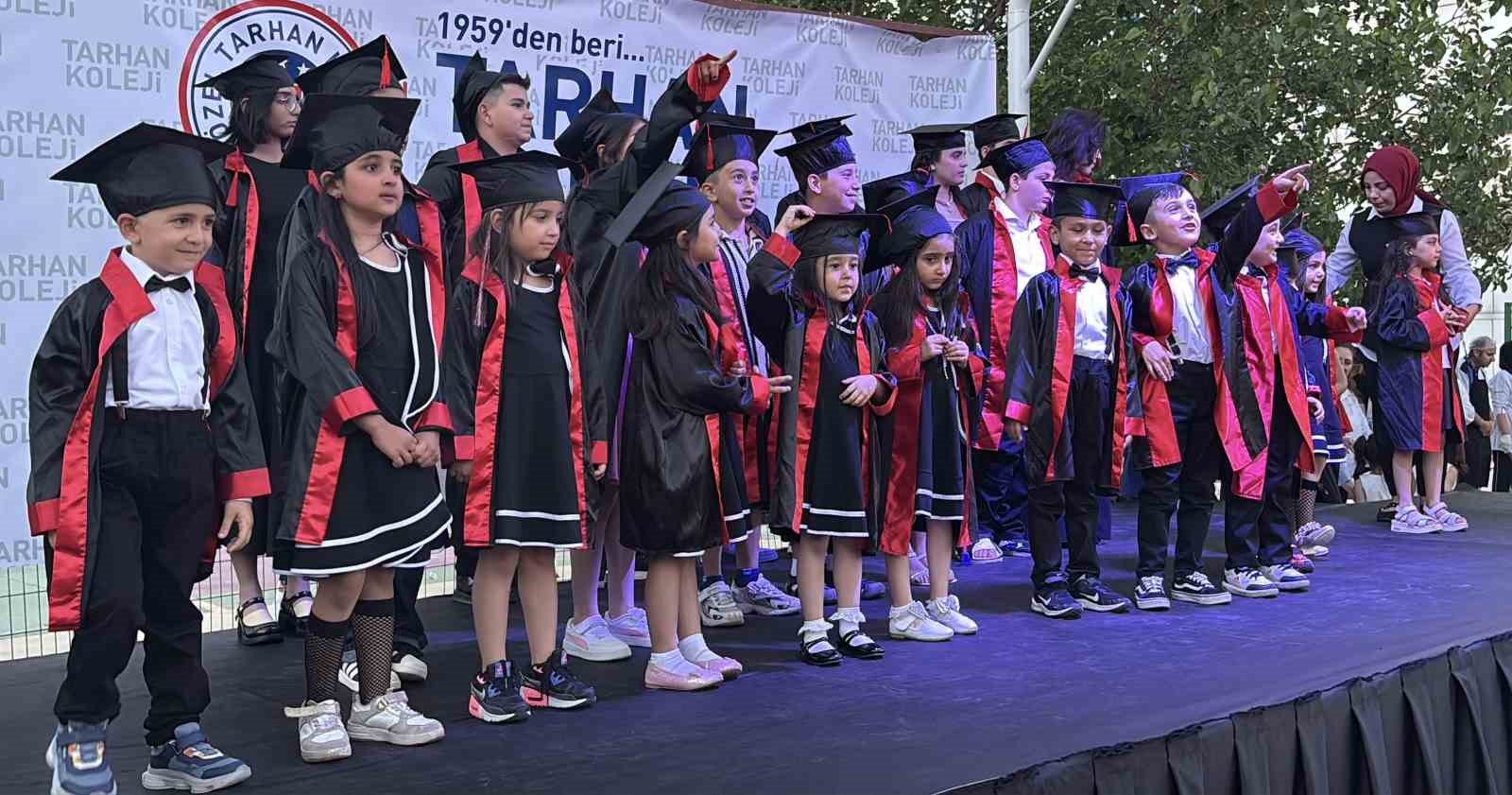 Gaziantep&rsquo;in yeni eğitim merkezinde mezuniyet heyecanı
