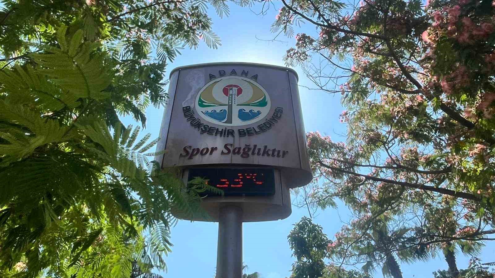 Adana’da termometreler 33 dereceyi gösterdi